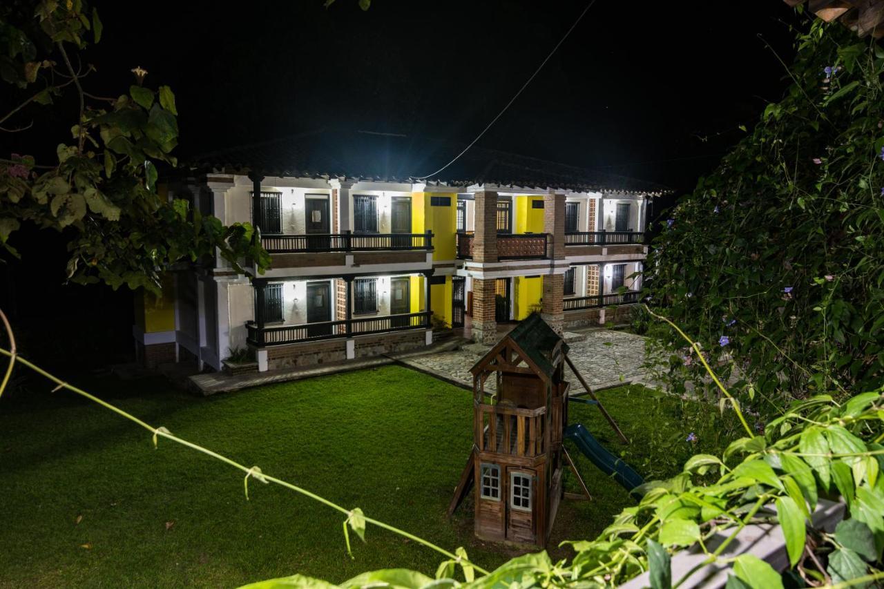 Finca Hotel La Esperanza Montenegro Extérieur photo