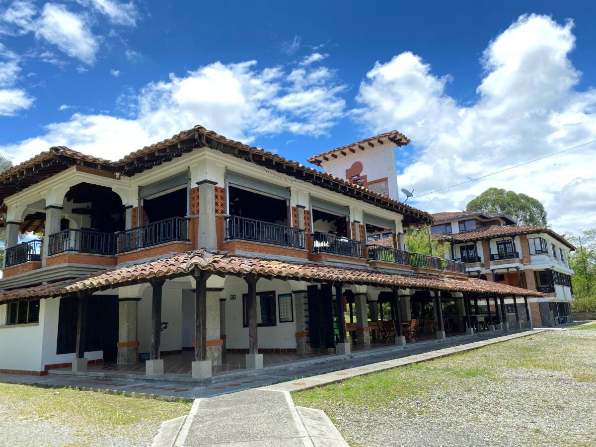 Finca Hotel La Esperanza Montenegro Extérieur photo