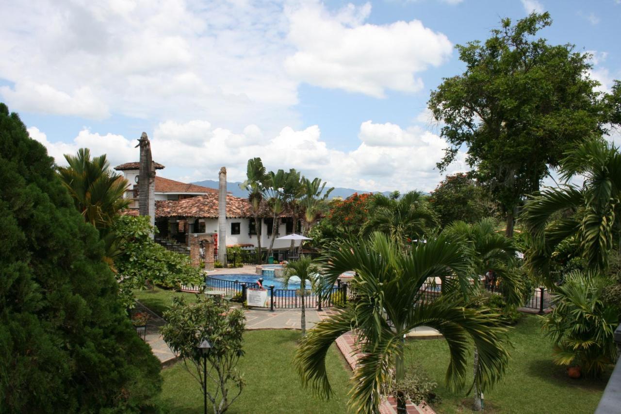 Finca Hotel La Esperanza Montenegro Extérieur photo