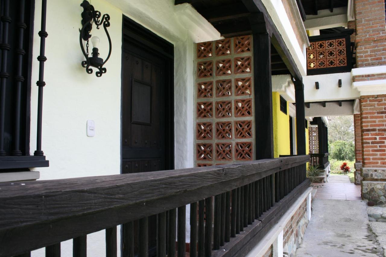 Finca Hotel La Esperanza Montenegro Extérieur photo