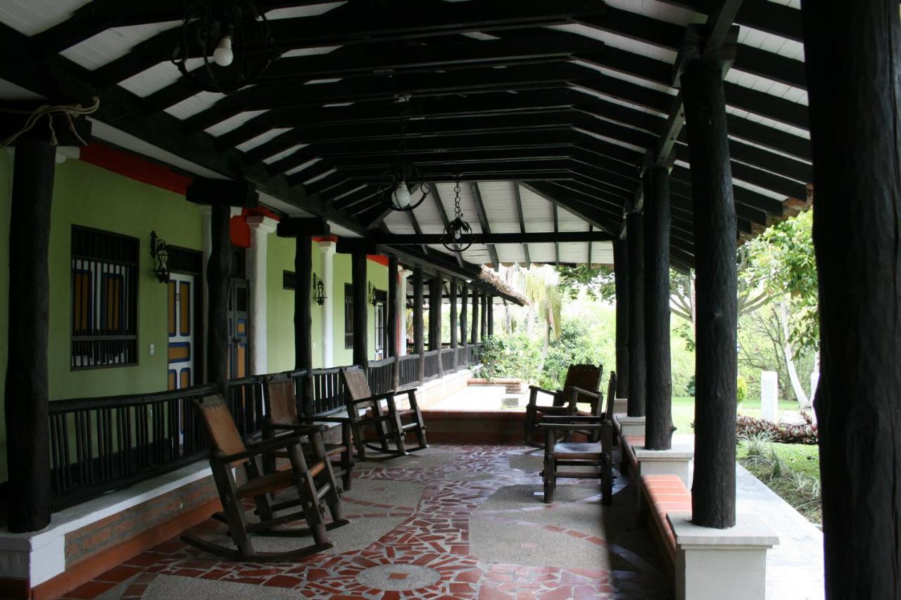 Finca Hotel La Esperanza Montenegro Extérieur photo