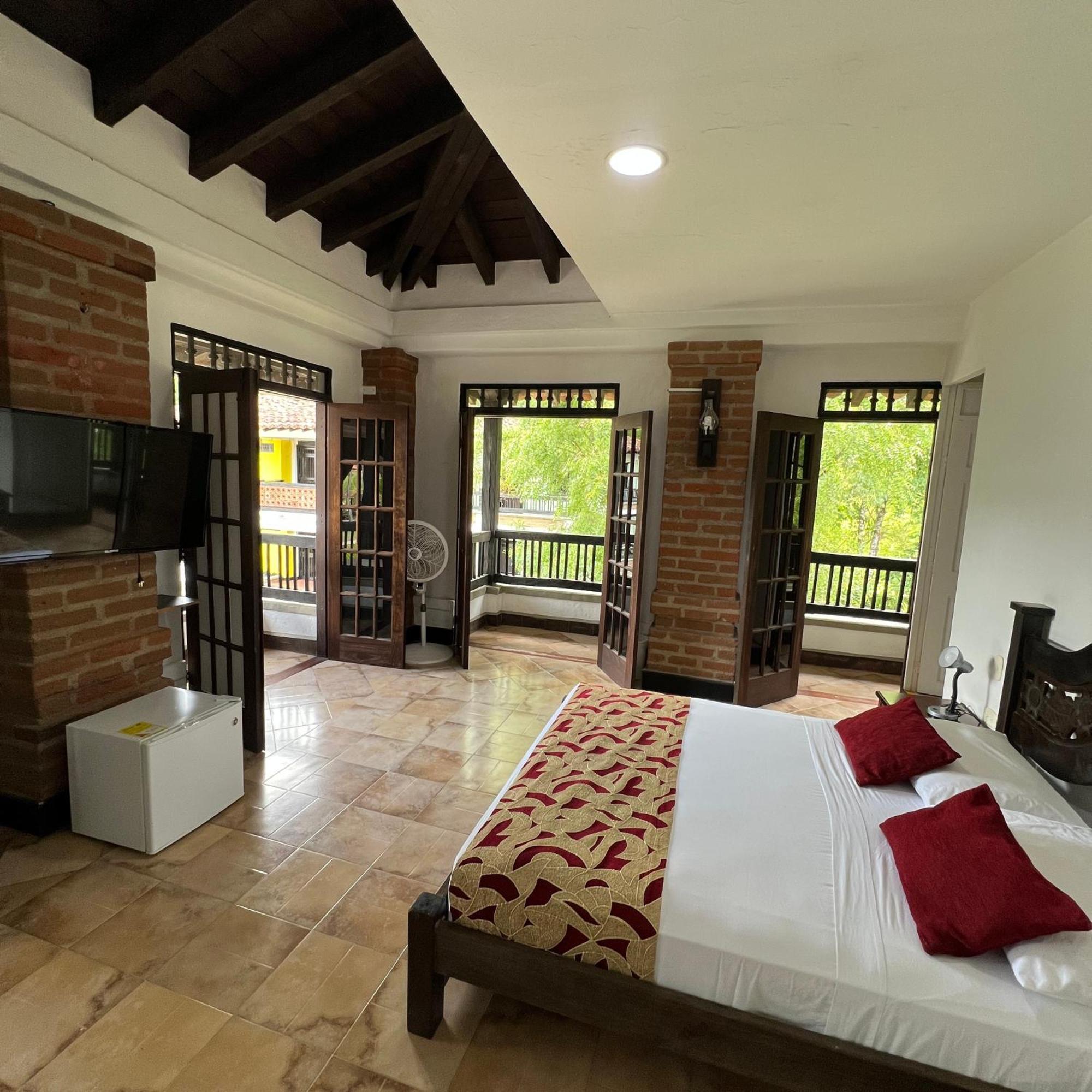 Finca Hotel La Esperanza Montenegro Extérieur photo